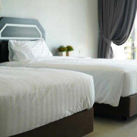 The Tung Hotel Патая Екстериор снимка