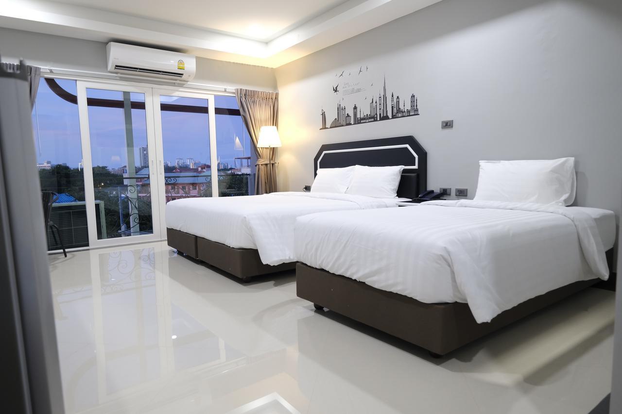 The Tung Hotel Патая Екстериор снимка